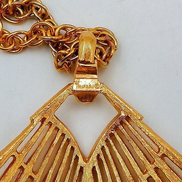 Crown Trifari Pendant Fan Gold Tone Necklace Chain Dual Texture Art Deco - Picture 5 of 8